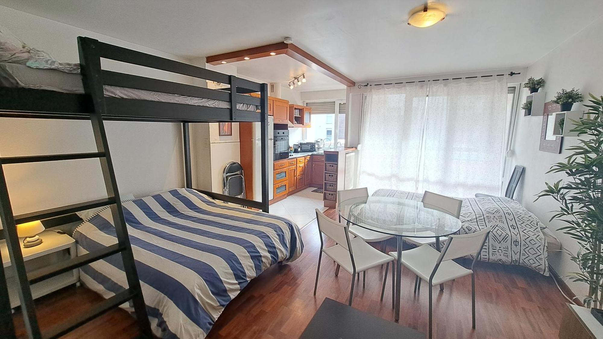 Studio Cosy 33 M² Limite Lyon. Parking Privatif. Bron Zewnętrze zdjęcie